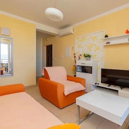 Apartament Rejo *