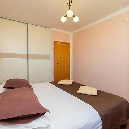 Rejo Apartament Dugi Rat