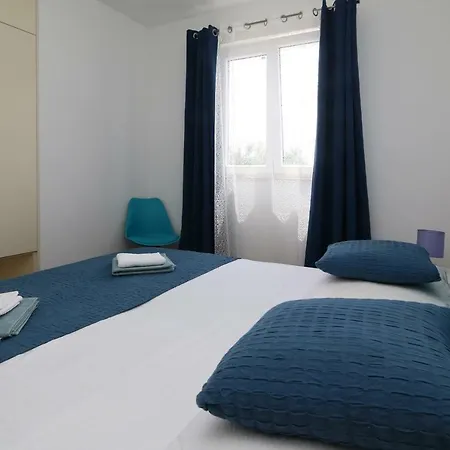 Appartement Rejo *